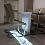 Melior Szallo فندق مبيت وإفطار