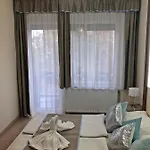 فندق مبيت وإفطار Melior Szallo 3*