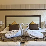 فندق مبيت وإفطار Melior Szallo 3*