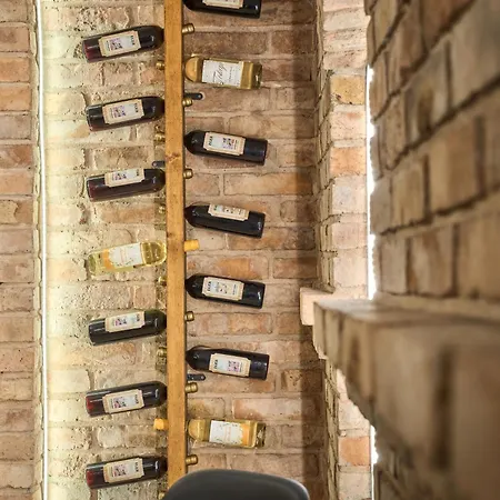 Nocleg ze śniadaniem Melior Szallo