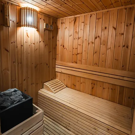 Nocleg ze śniadaniem Melior Szallo