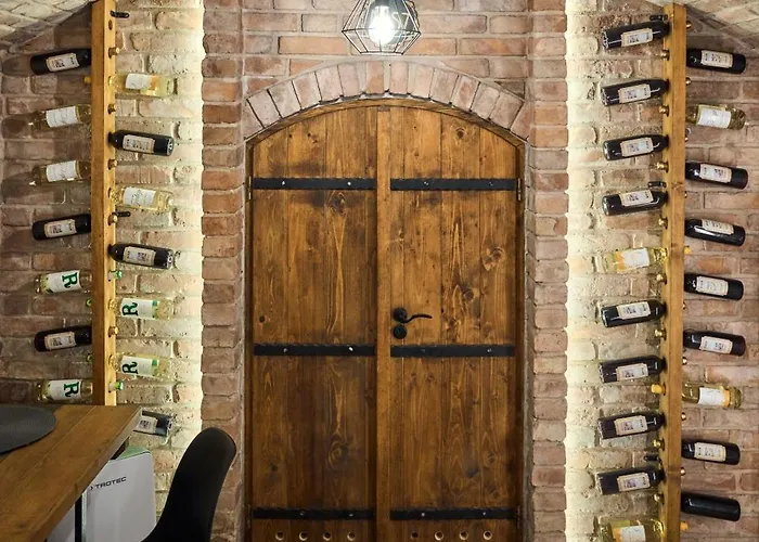 Melior Szallo 3* エゲル