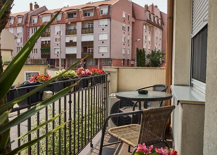 Melior Szallo 3* Eğri