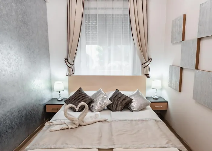 Melior Szallo エゲル